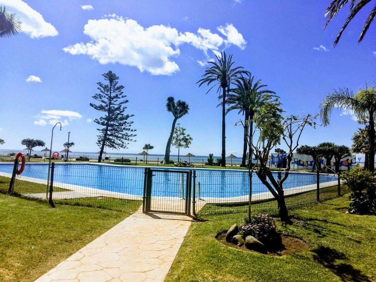 Estudio En 1A Linea Torremolinos Exterior foto